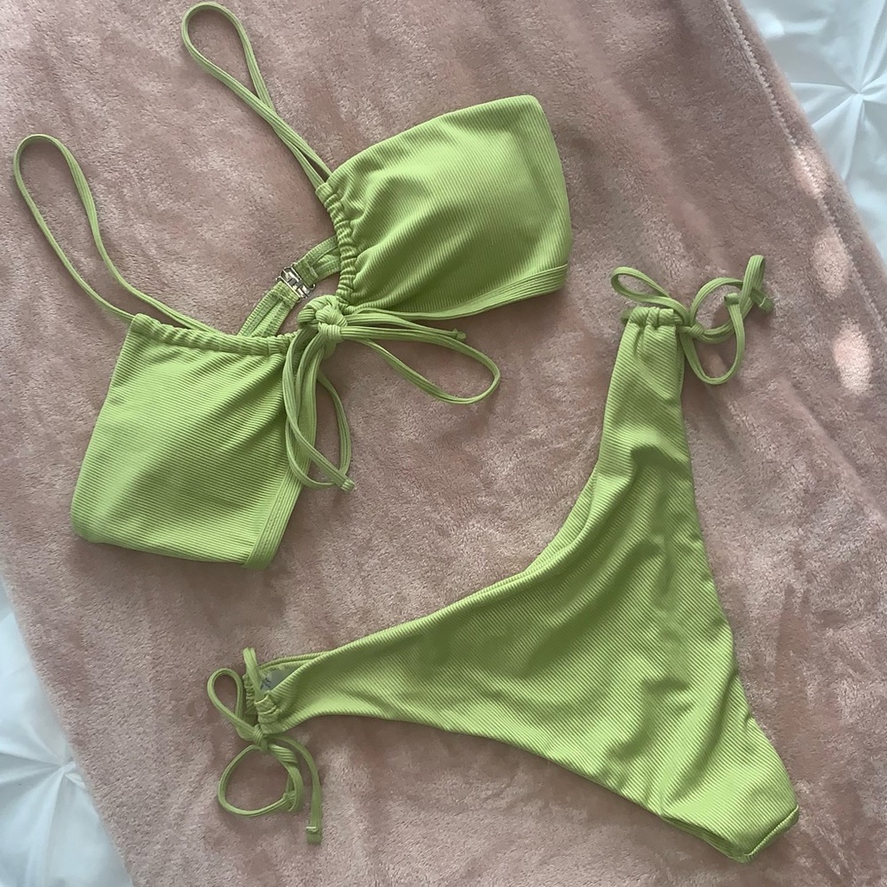 SHEIN never worn lime green bikini!!
